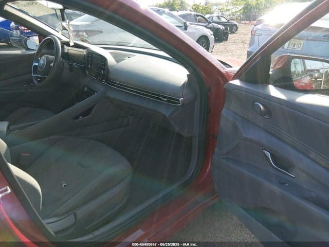 2021 HYUNDAI ELANTRA SEL 5