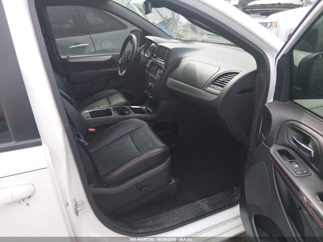2019 DODGE GRAND CARAVAN GT 5