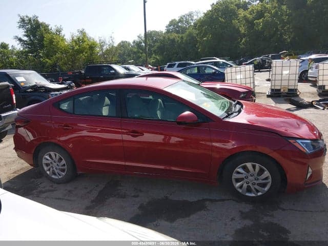 2019 HYUNDAI ELANTRA SE 13