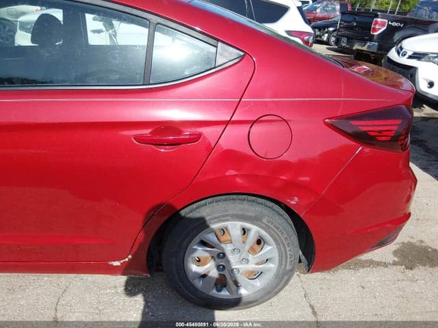 2019 HYUNDAI ELANTRA SE 18