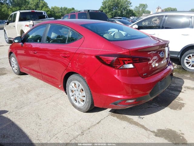 2019 HYUNDAI ELANTRA SE 3
