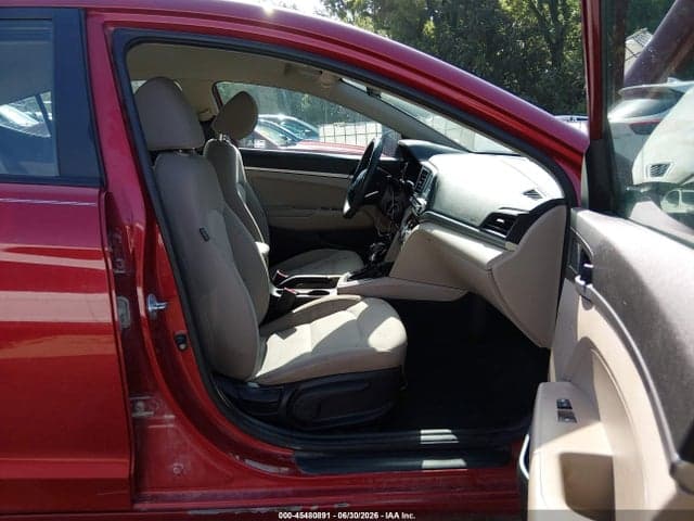 2019 HYUNDAI ELANTRA SE 5
