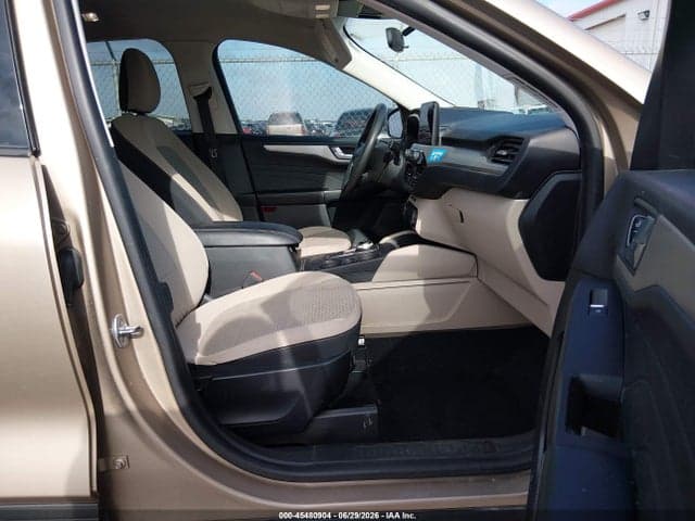 2021 FORD ESCAPE SE 5