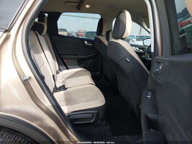 2021 FORD ESCAPE SE 8