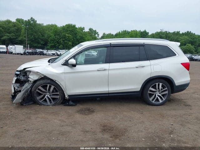 2017 HONDA PILOT TOURING 17