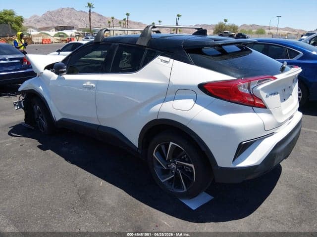 2020 TOYOTA C-HR LIMITED 3