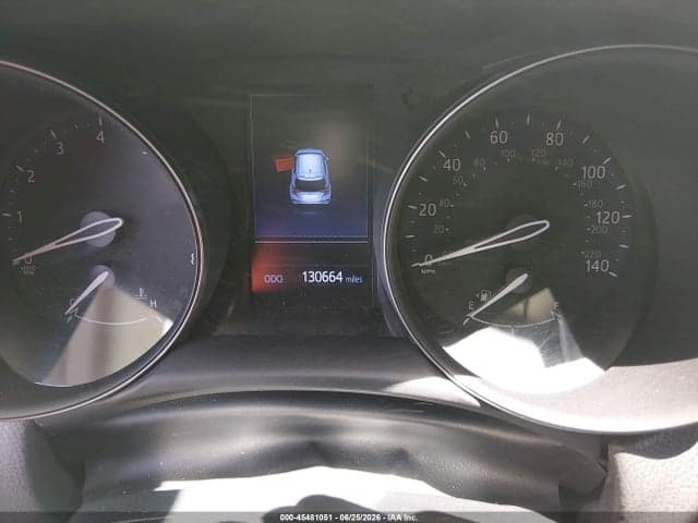 2020 TOYOTA C-HR LIMITED 7