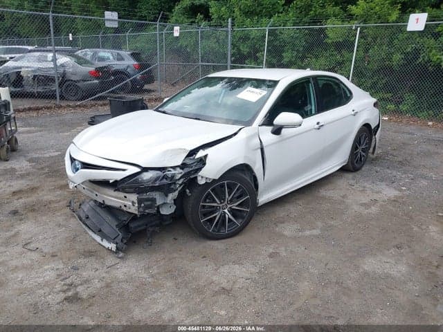 2022 TOYOTA CAMRY SE HYBRID 2
