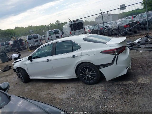 2022 TOYOTA CAMRY SE HYBRID 15