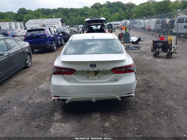 2022 TOYOTA CAMRY SE HYBRID 17