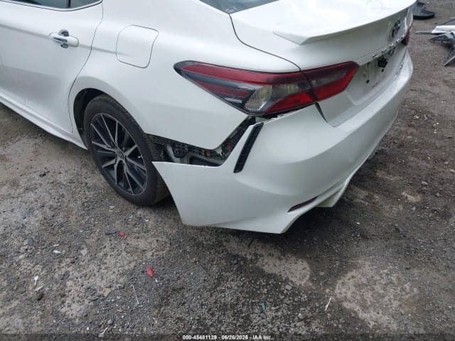 2022 TOYOTA CAMRY SE HYBRID 19