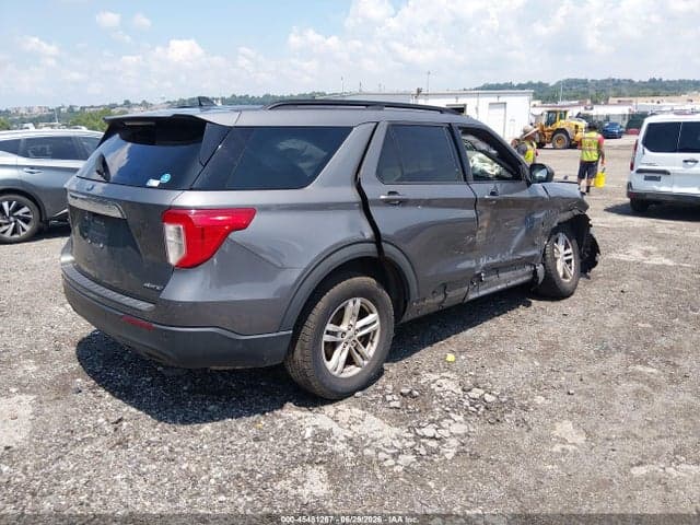 2021 FORD EXPLORER XLT 4