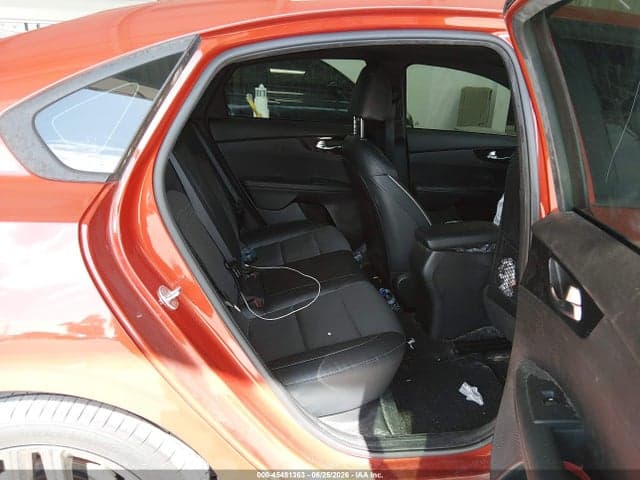 2021 KIA FORTE GT-LINE 8
