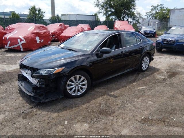 2019 TOYOTA CAMRY LE 2