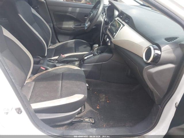 2021 NISSAN VERSA SV XTRONIC CVT 5