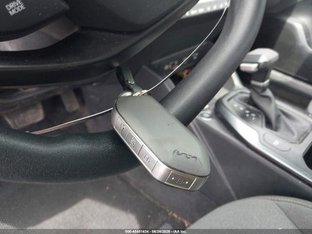 2025 KIA K4 LXS 11