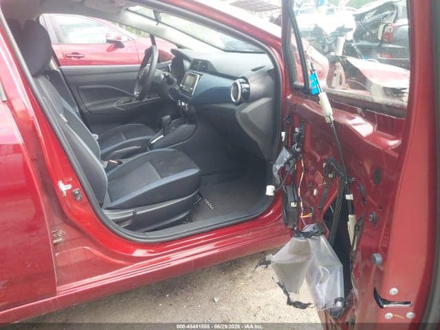 2025 NISSAN VERSA 1.6 SV 5