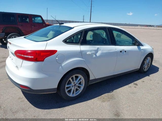 2016 FORD FOCUS SE 4