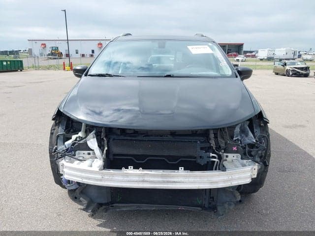 2018 CHRYSLER PACIFICA TOURING 6