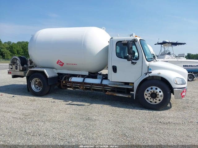 2017 FREIGHTLINER S2G 13