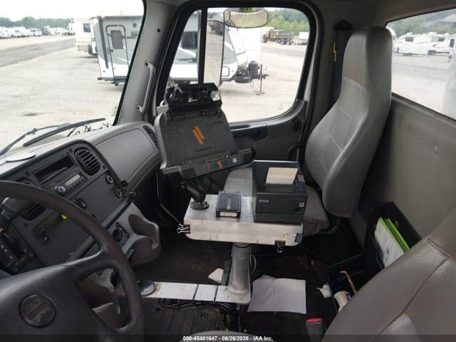 2017 FREIGHTLINER S2G 6