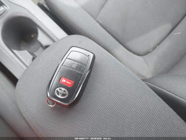 2022 TOYOTA COROLLA CROSS LE 11