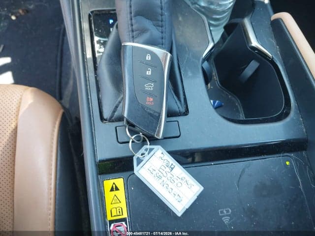 2024 LEXUS ES 350 11