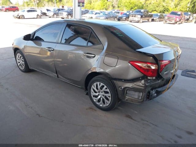 2017 TOYOTA COROLLA LE 3
