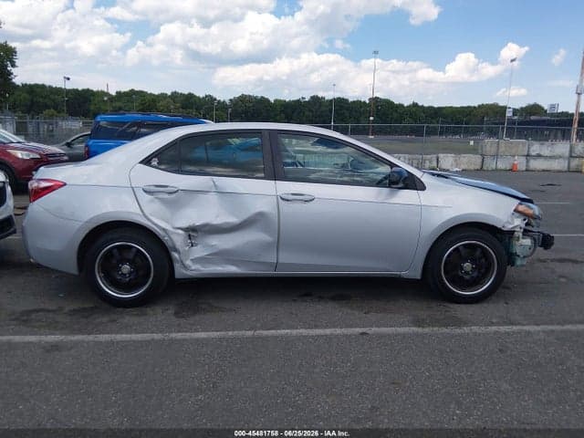 2017 TOYOTA COROLLA LE 13