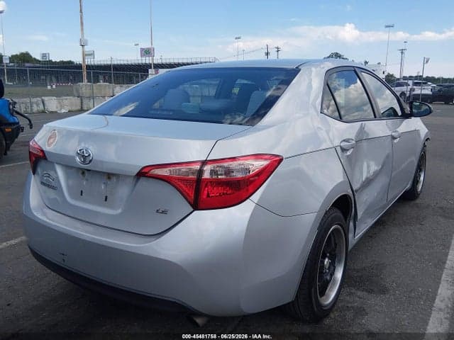 2017 TOYOTA COROLLA LE 4