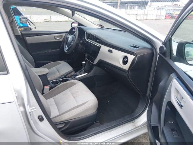 2017 TOYOTA COROLLA LE 5