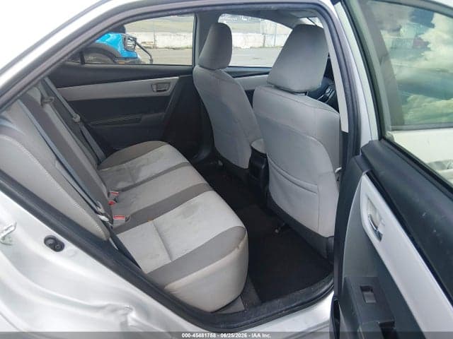 2017 TOYOTA COROLLA LE 8