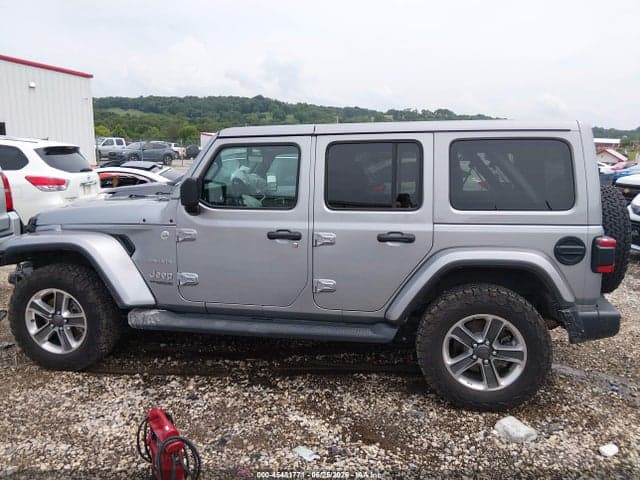 2018 JEEP WRANGLER UNLIMITED SAHARA 4X4 15