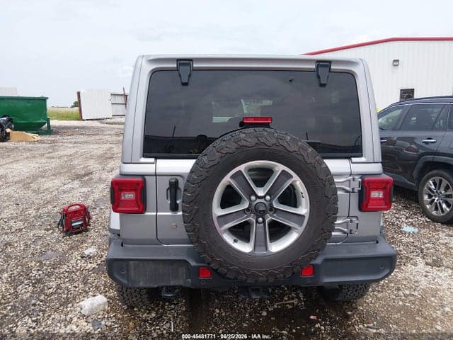 2018 JEEP WRANGLER UNLIMITED SAHARA 4X4 17