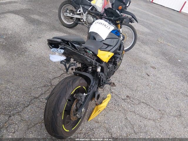 2022 SUZUKI GSX-S750 M/Z 4