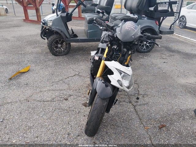 2022 SUZUKI GSX-S750 M/Z 5