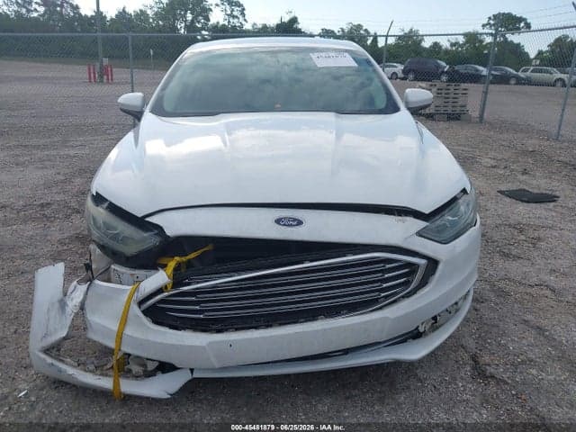 2017 FORD FUSION SE 12