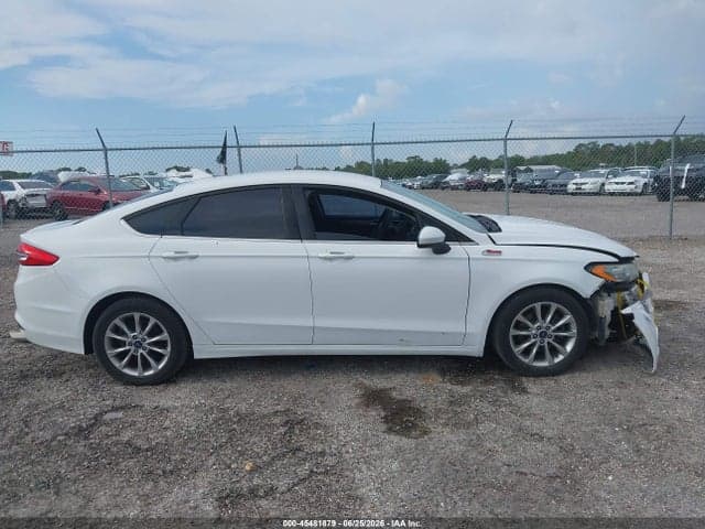 2017 FORD FUSION SE 13