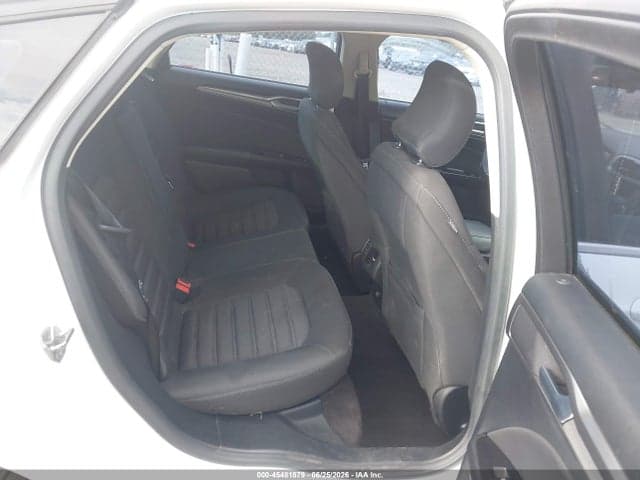 2017 FORD FUSION SE 8