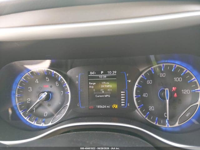 2020 CHRYSLER VOYAGER LXI 7