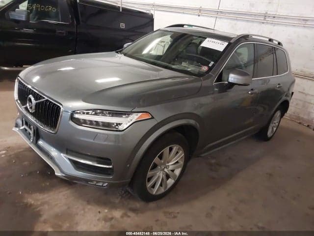 2017 VOLVO XC90 T6 MOMENTUM 2