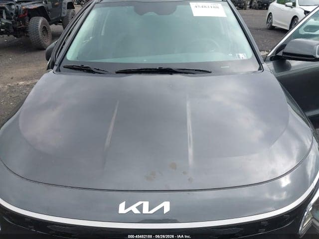 2025 KIA NIRO EV WIND 10