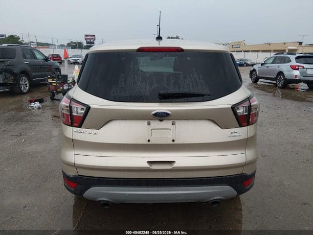 2017 FORD ESCAPE SE 17