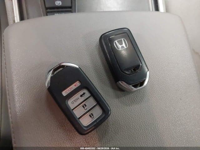 2020 HONDA ACCORD LX 11