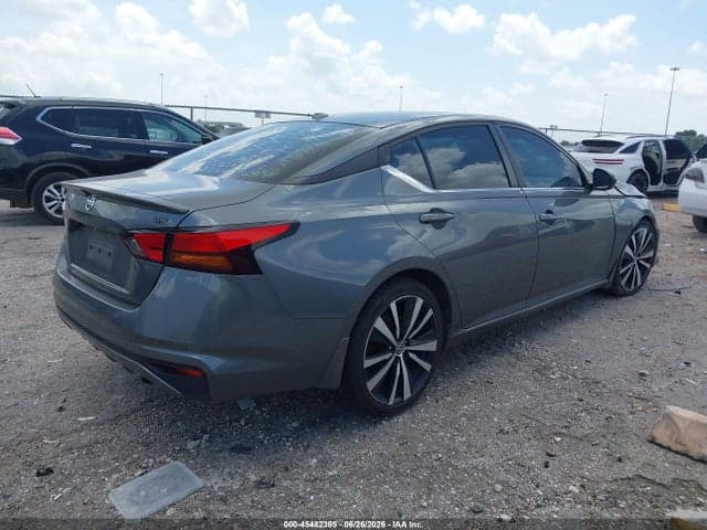 2019 NISSAN ALTIMA 2.5 SR 4