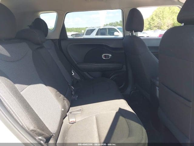 2019 KIA SOUL + 8