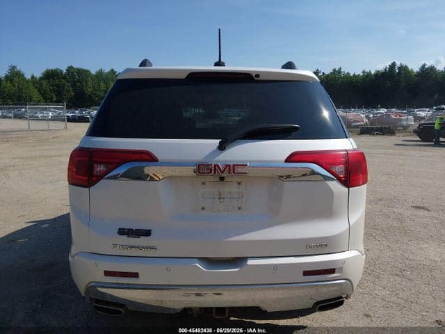 2018 GMC ACADIA DENALI 16