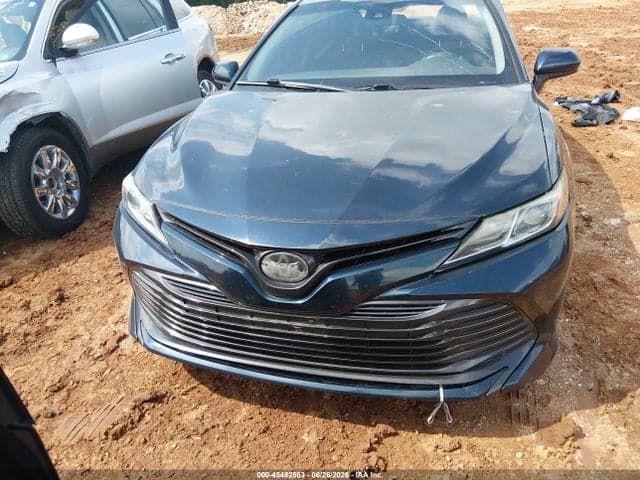 2018 TOYOTA CAMRY LE 10