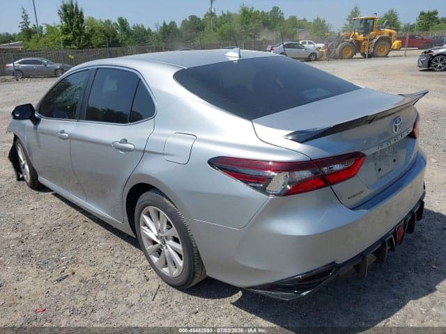 2021 TOYOTA CAMRY LE 3