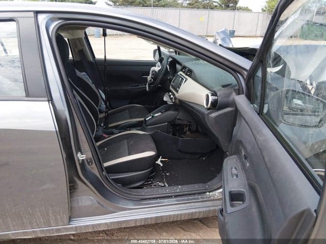 2021 NISSAN VERSA SV XTRONIC CVT 5